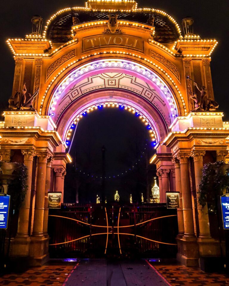 Tivoli om natten